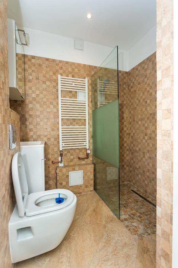 Imperial City Center - 1 Bedroom Apartment บูคาเรสต์ ภายนอก รูปภาพ